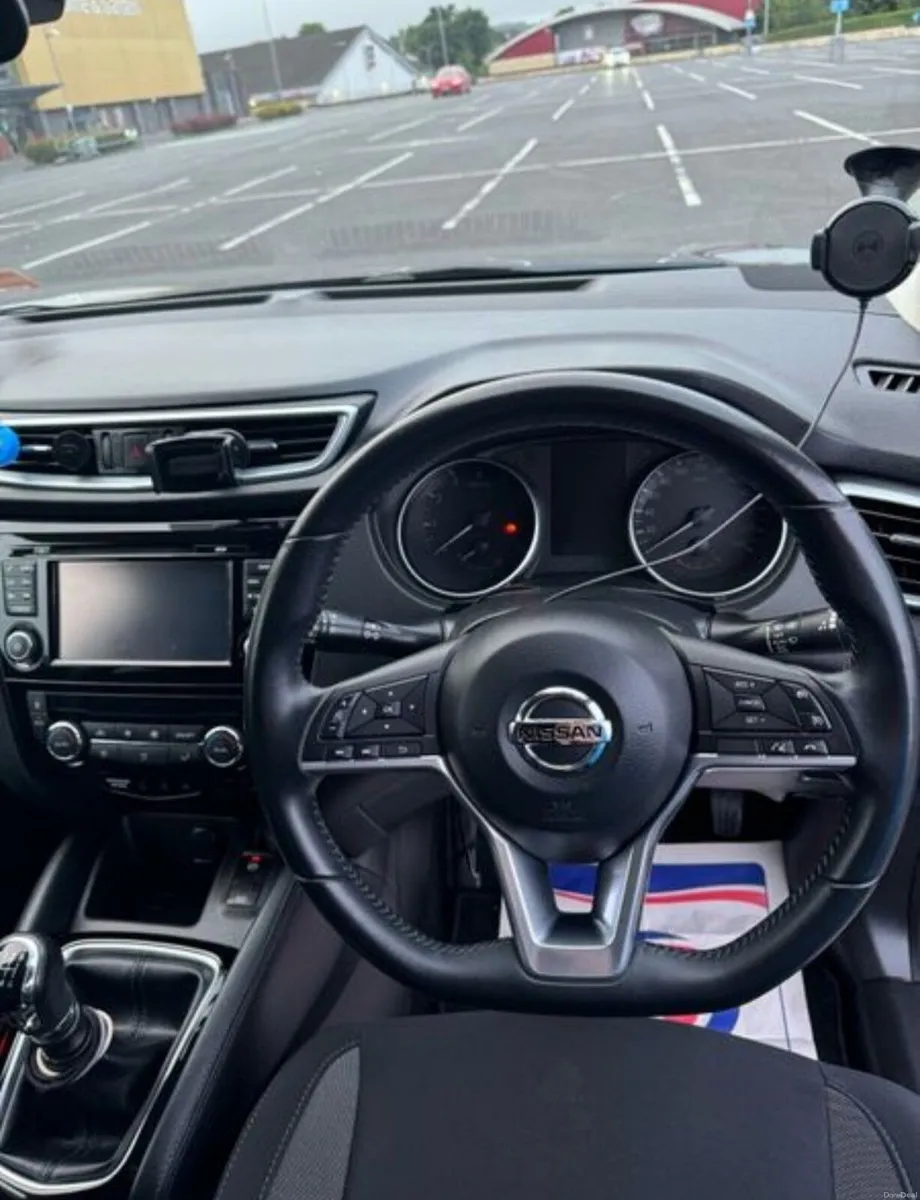 Nissan Qashqai 2018 - Image 3