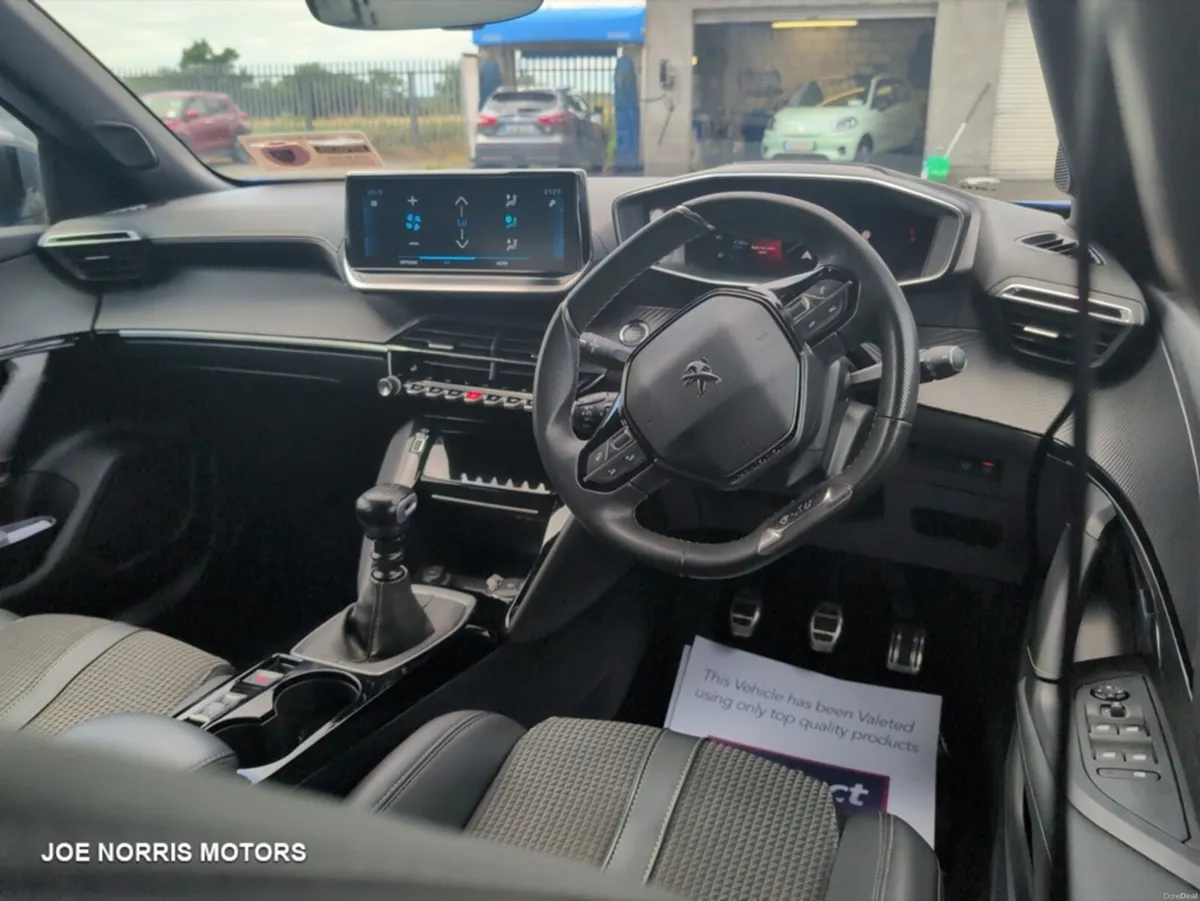 Peugeot 2008 GT1.2 PURETECH 130 4DR - Image 6