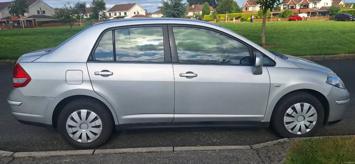 Nissan Tiida - Image 2