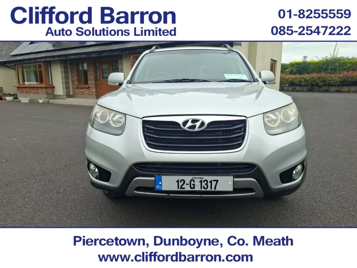 Hyundai Santa Fe 4WD 4DR - Image 2