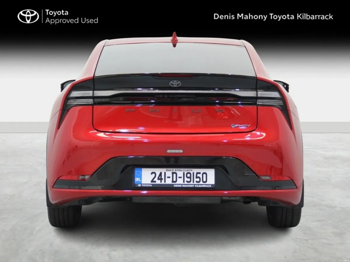 Toyota Prius PLUG-IN HYBRID - Image 4