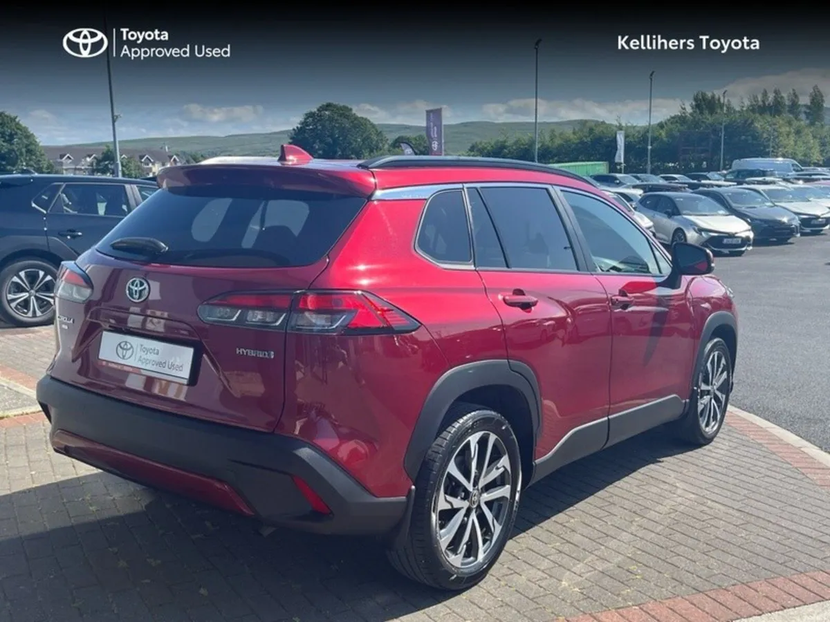 Toyota Corolla Cross Hybrid Sport - Image 2