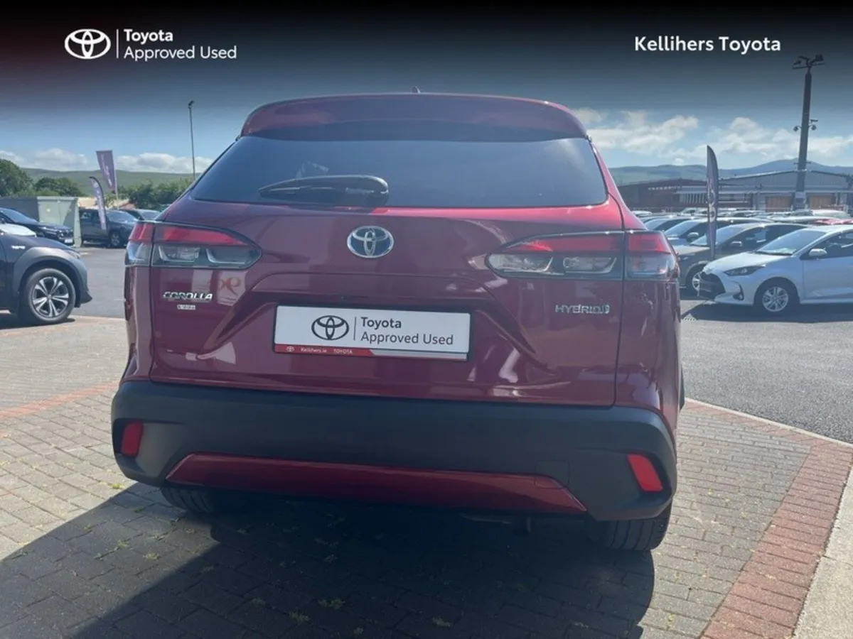 Toyota Corolla Cross Hybrid Sport - Image 4