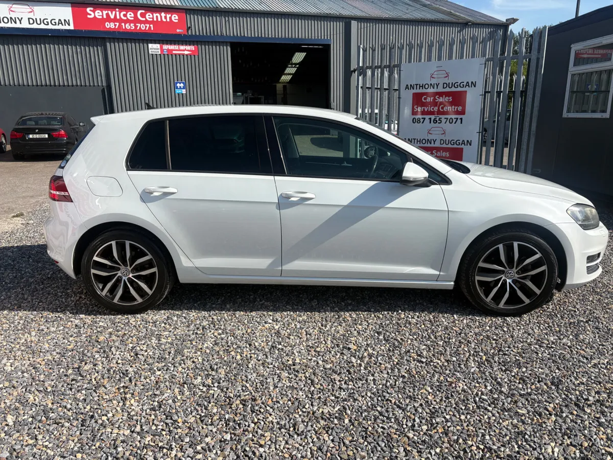 Volkswagen Golf 1.4tsi Automatic Highline - Image 2