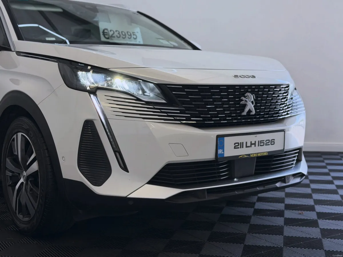 2021 Peugeot 5008 1.5 Diesel Allure - 7 Seats - Image 2