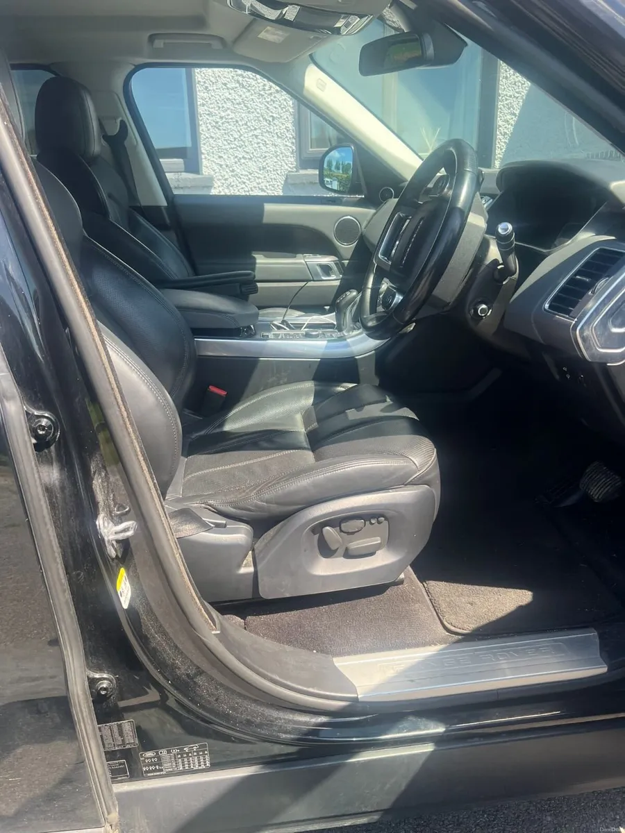 Range Rover sport - Image 4