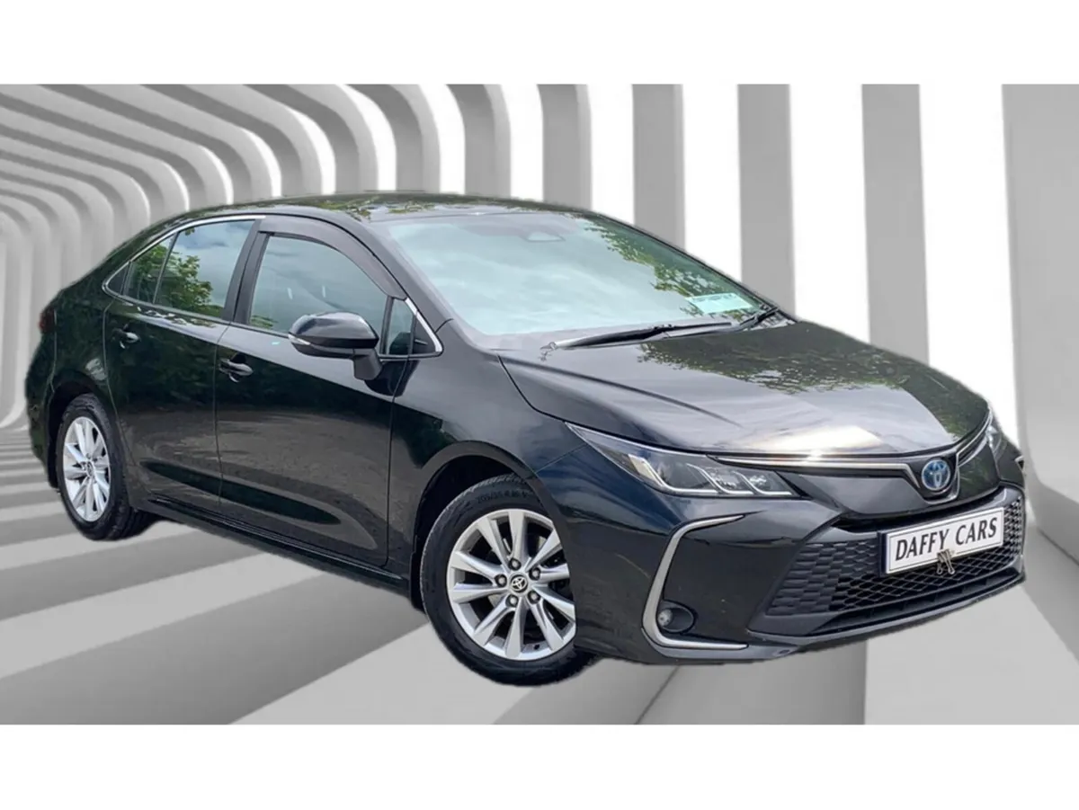 Toyota Corolla LUNA SALOON 4DR AUTO - Image 2