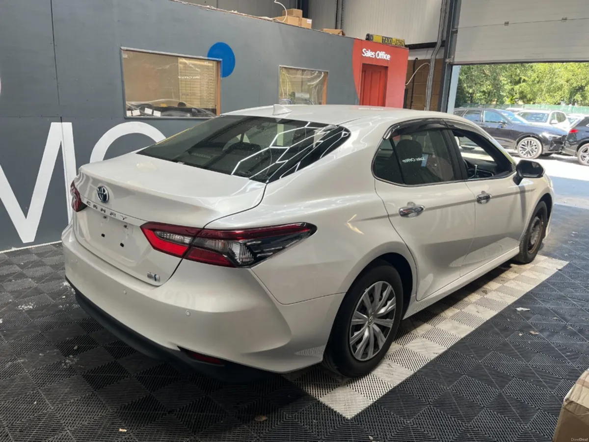 Toyota Camry 2021 TOYOTA CAMRY X 2.5 AUTOMATIC / C - Image 2