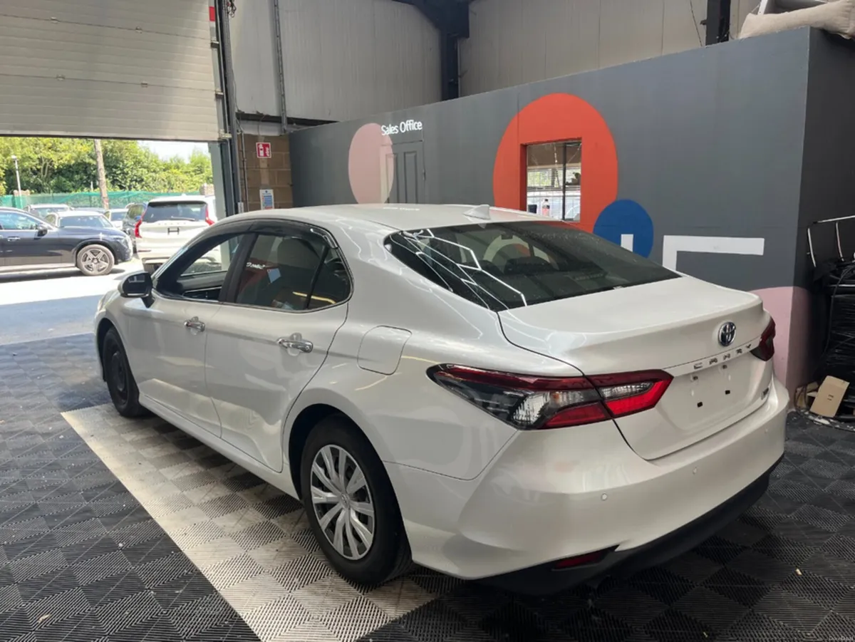Toyota Camry 2021 TOYOTA CAMRY X 2.5 AUTOMATIC / C - Image 4