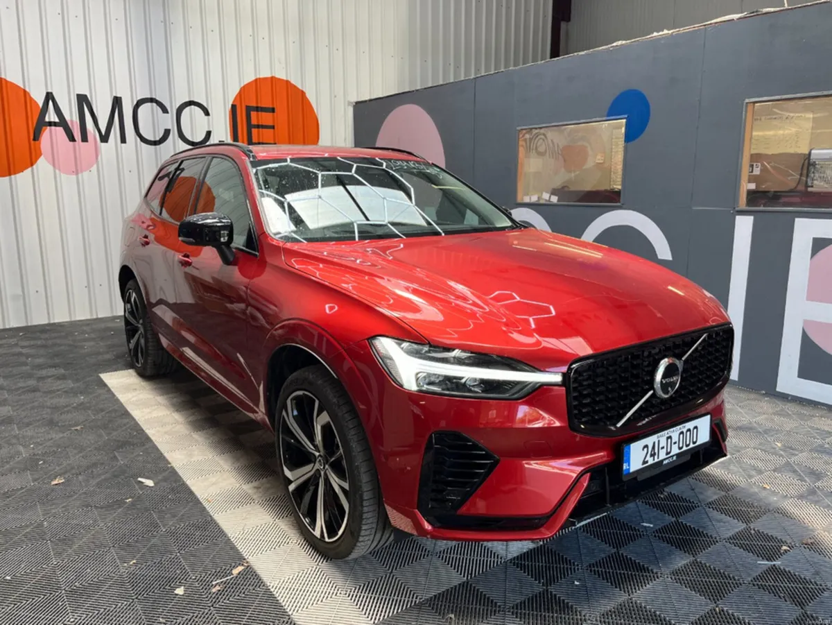 Volvo XC60 2024 VOLVO XC60 T6 PLUG-IN 2.0 AUTOMATI - Image 1