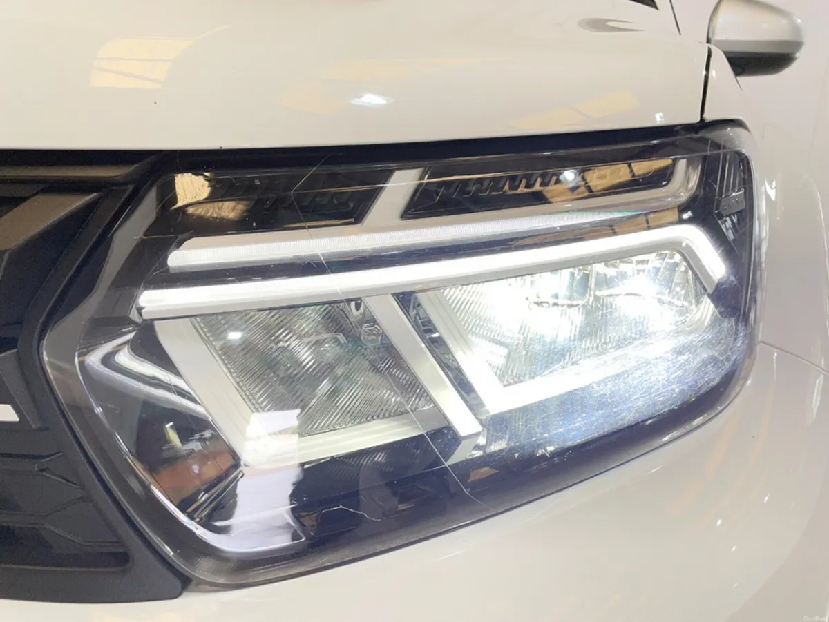 Dacia Duster EXPRESSION 4WD BLUE DCI 115 - Image 5