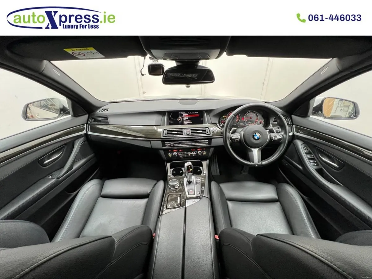 BMW 5-Series 523D M-SPORT Automatic, Reversing cam - Image 2