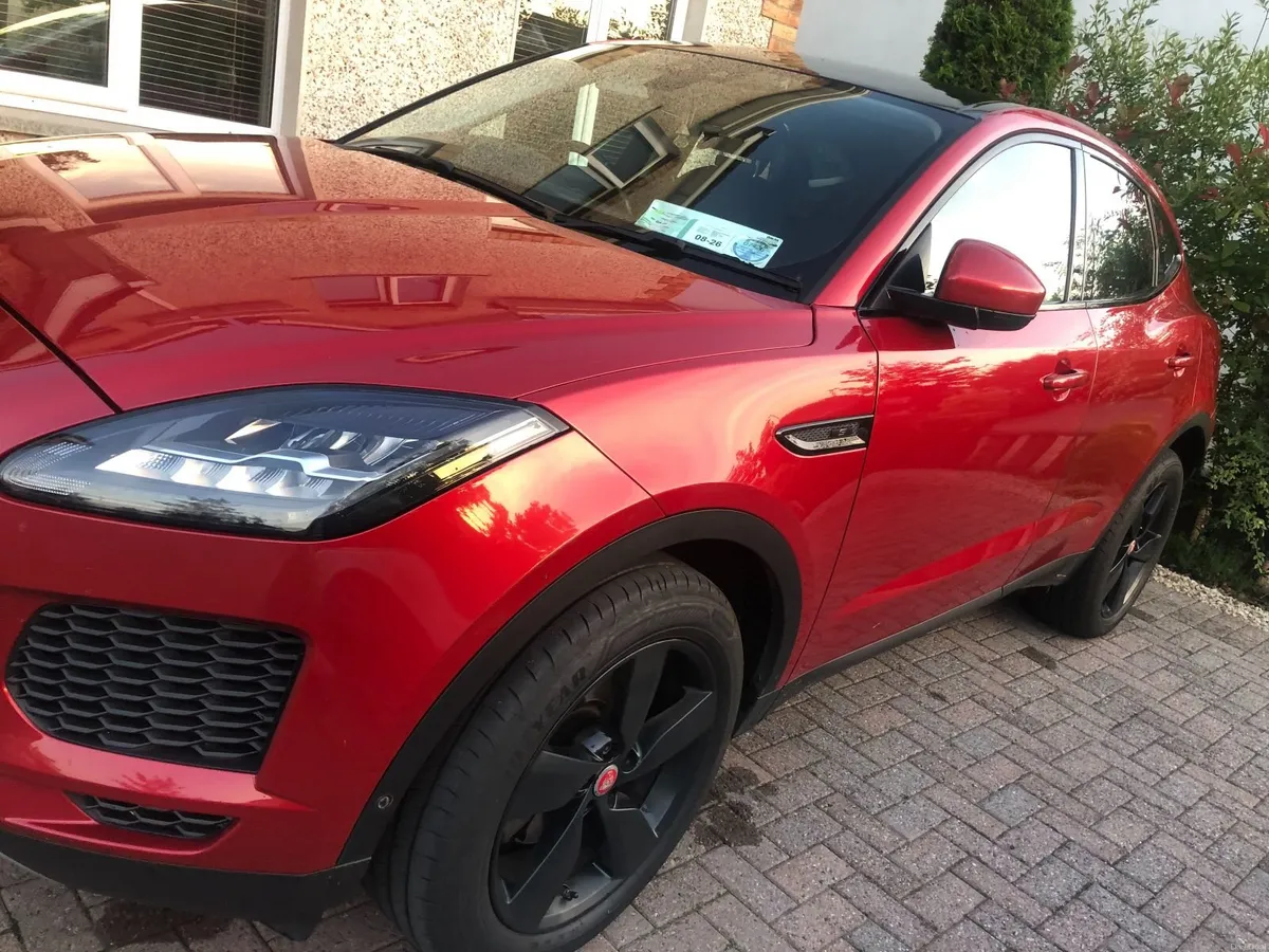 Jaguar E-Pace 2018 - Image 2