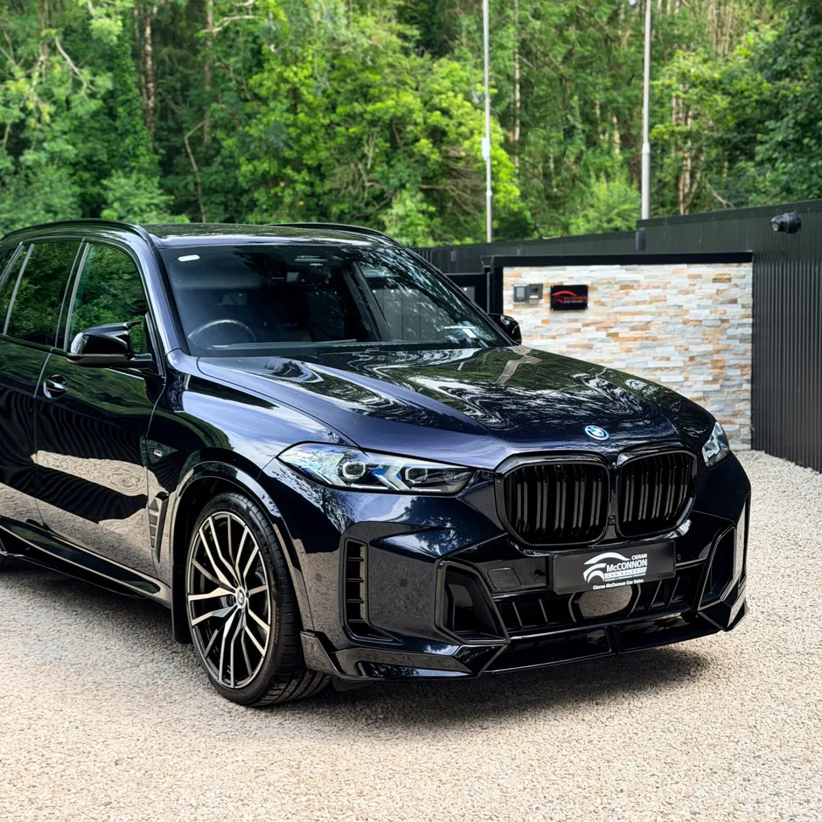 2024 (241)  BMW X5 50E MSPORT PRO EDITON 490BHP - Image 2