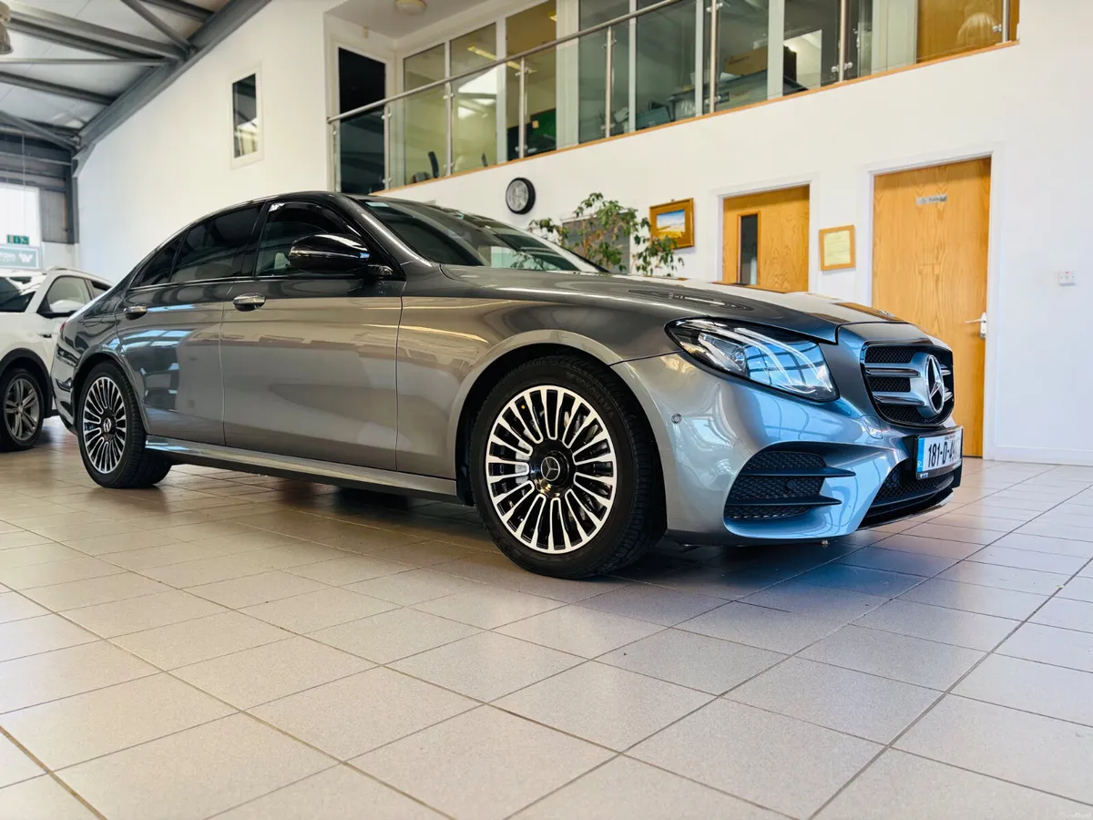 MERCEDES BENZ E-CLASS AMG LINE - Image 3