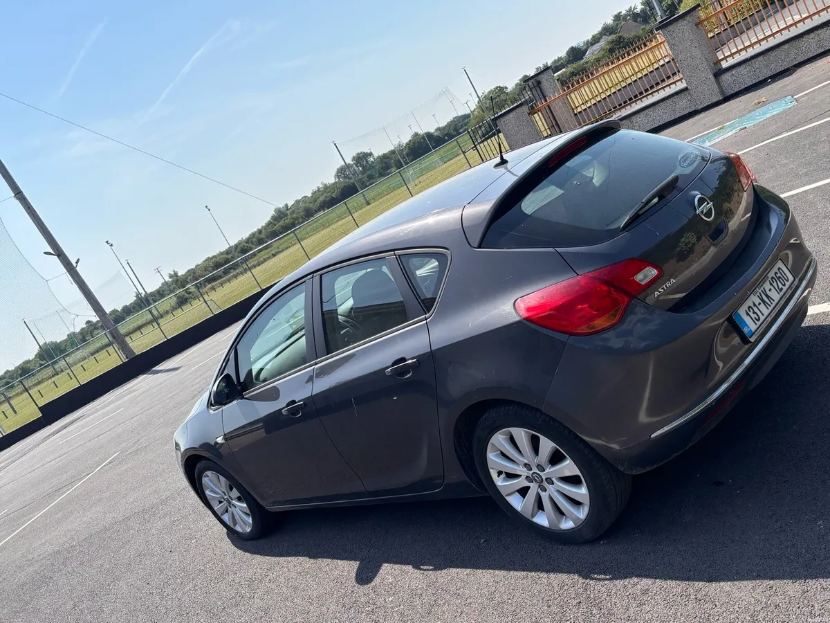Opel Astra - Image 3