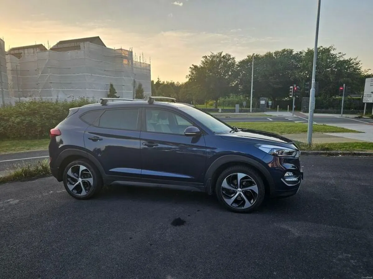 2018 Hyundai Tucson - Image 1