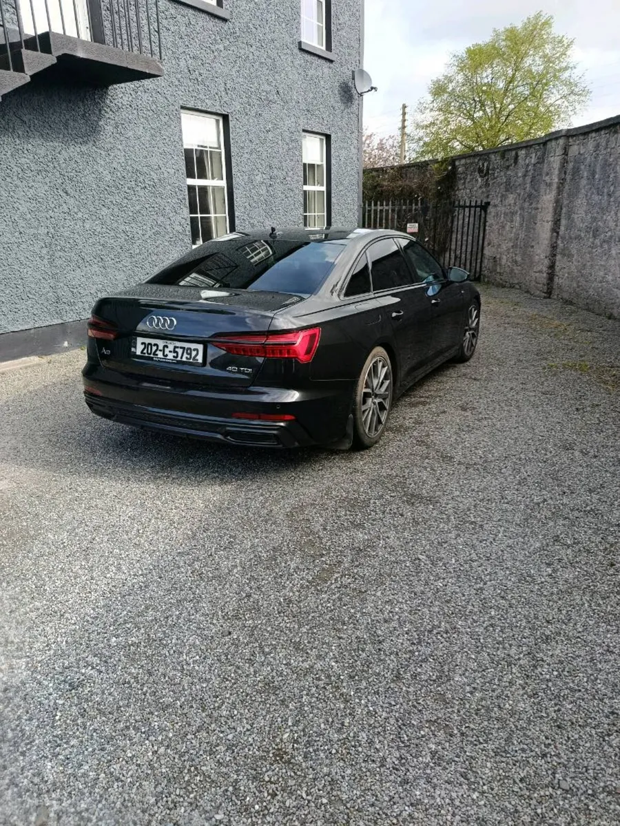 Car - Image 3