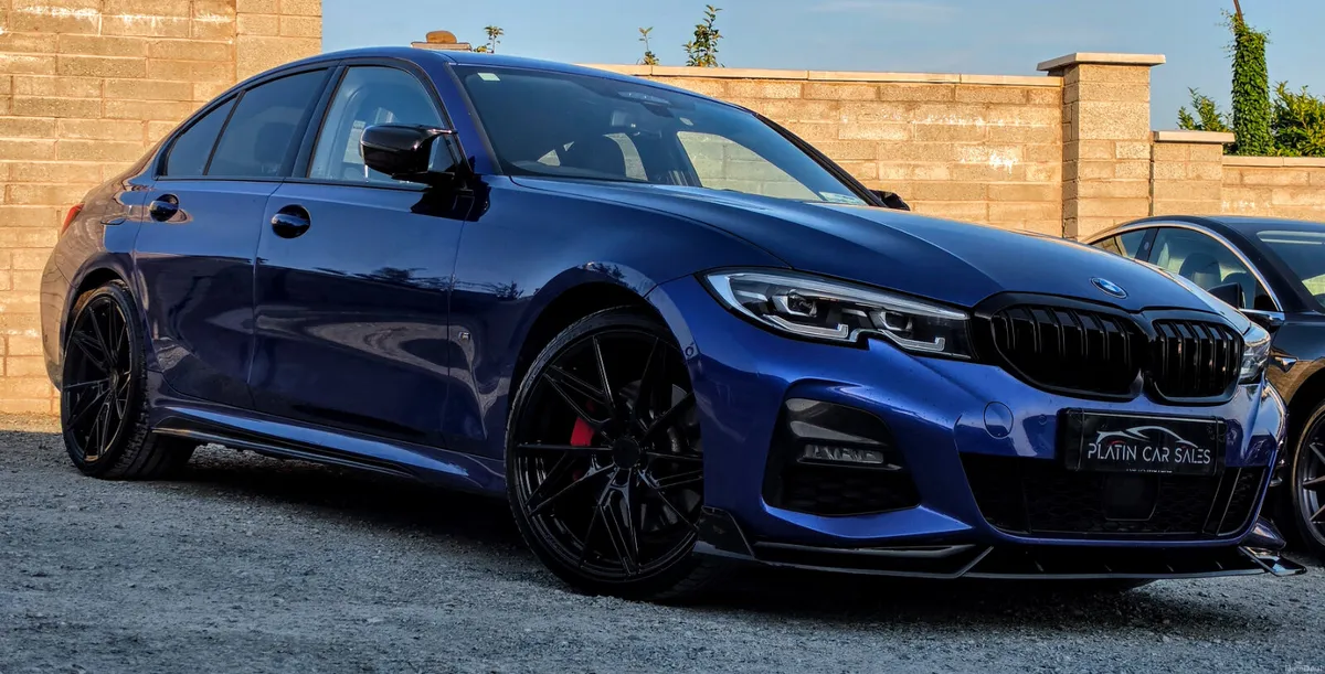 🔥 2019 BMW 330e M Sport Auto/Petrol Hybrid - Image 2