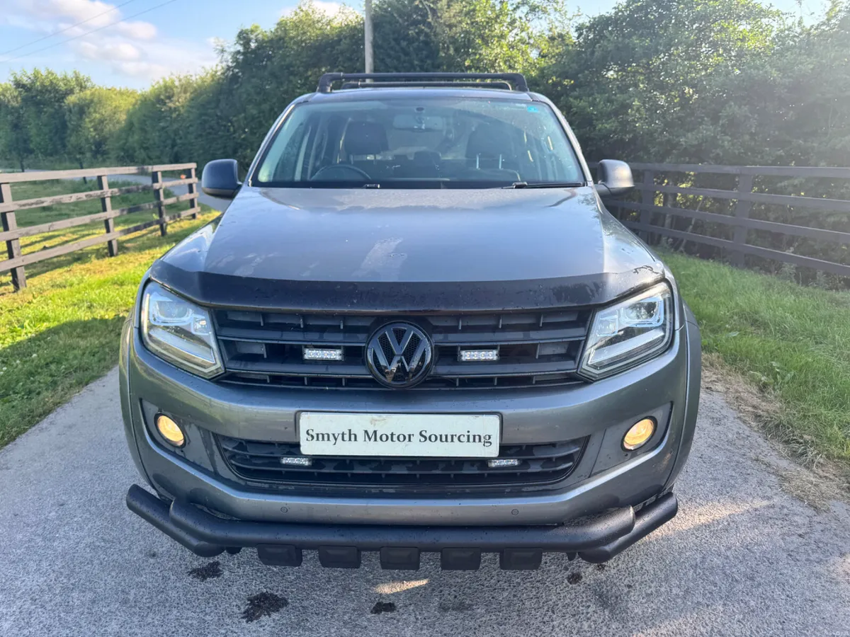 Deposit taken*****171 Vw  Amarok 180bhp black - Image 6