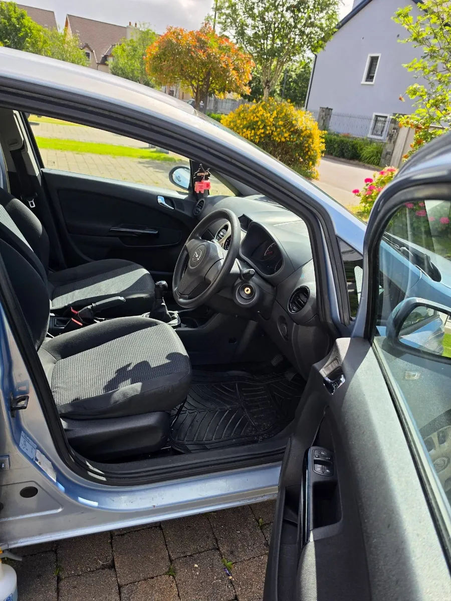 Opel Corsa 2007 260,000km - Image 4