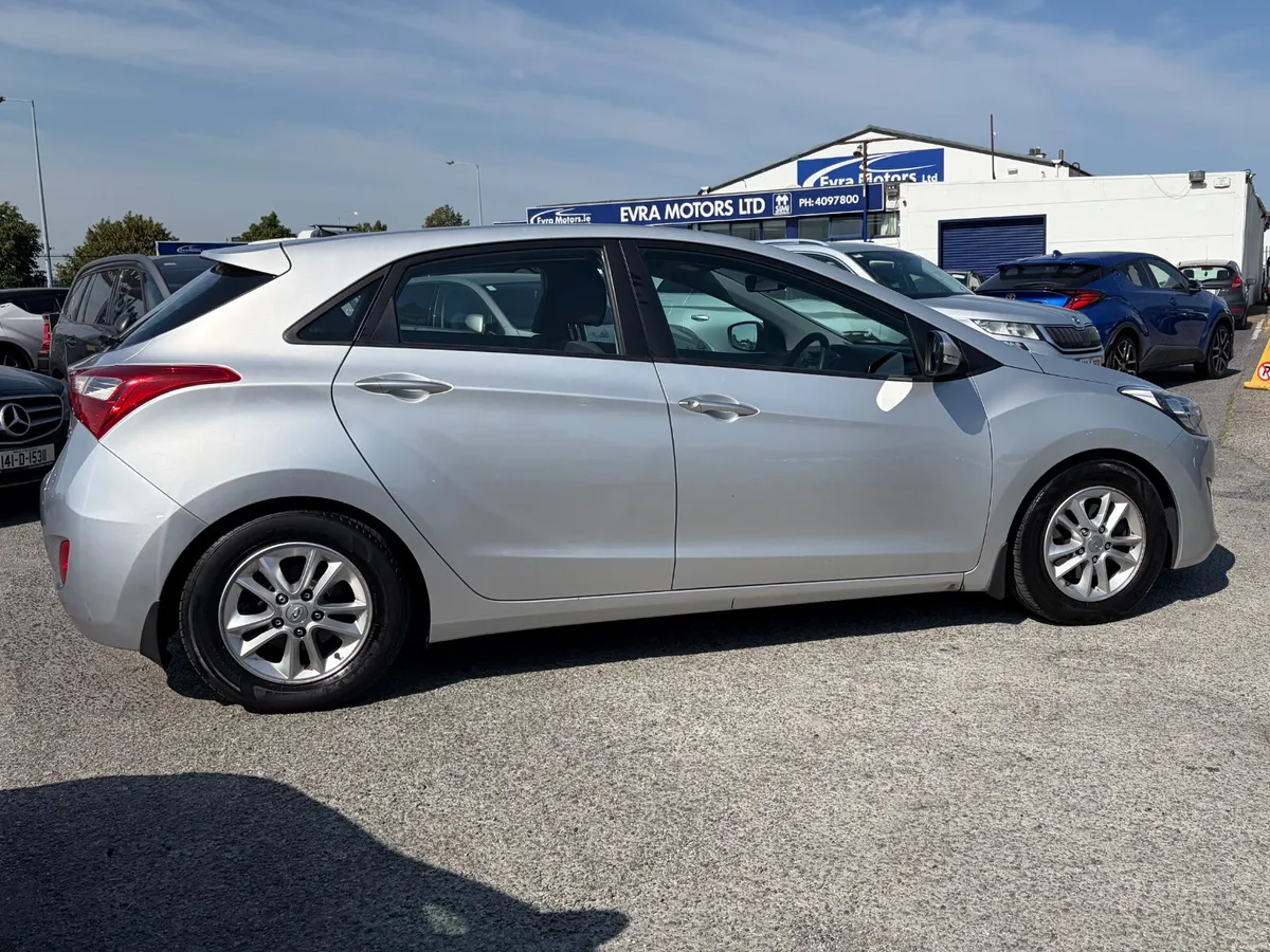 2012 Hyundai i30 1.4D Elite Nct 03/27 Tax 08/26 - Image 4