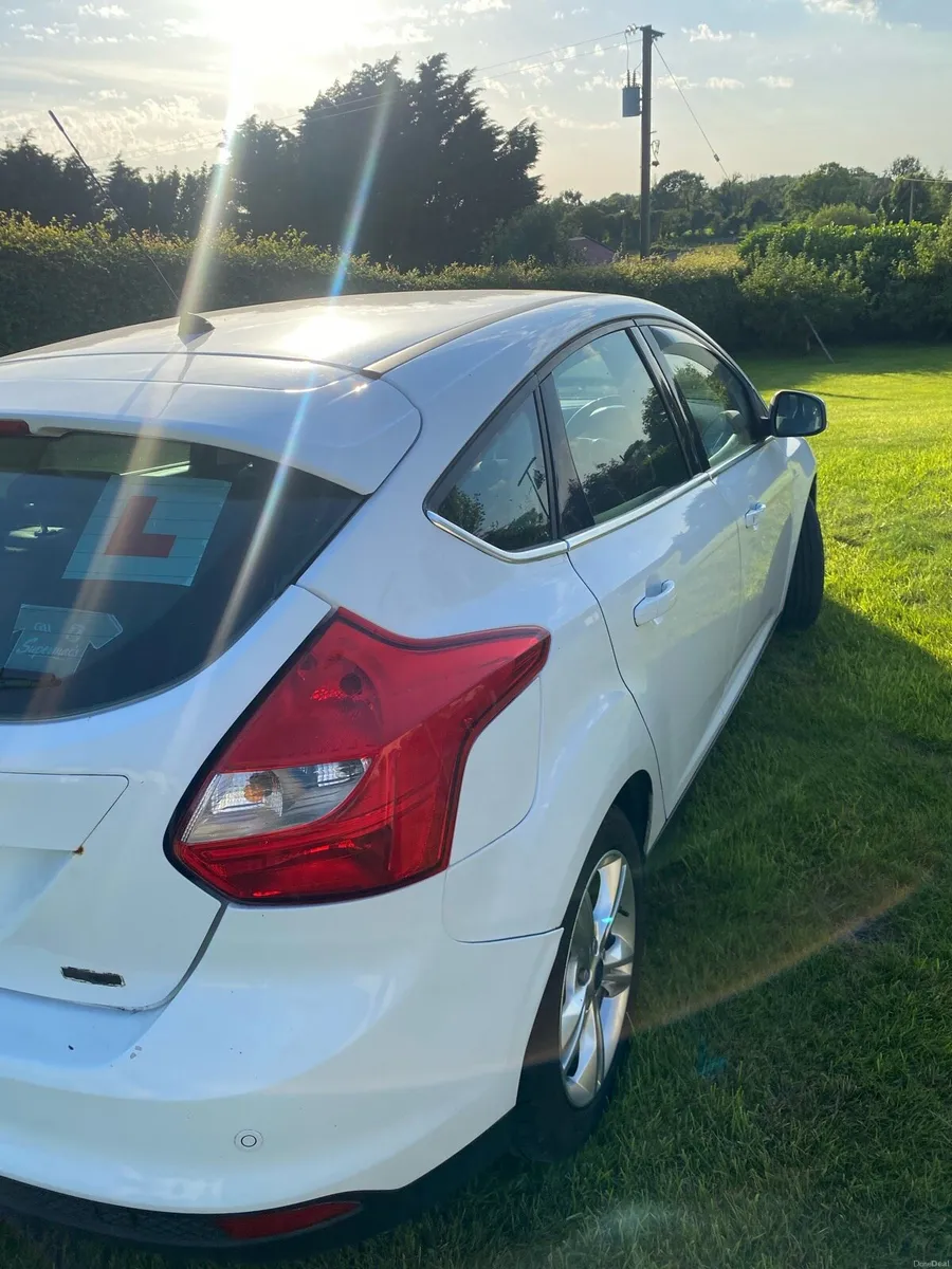 Ford Focus - Image 3