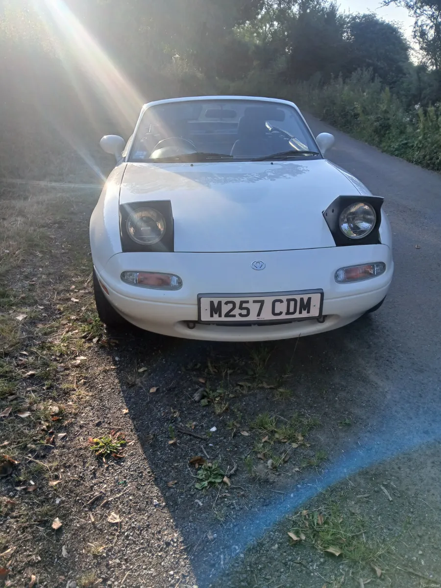 Mazda MX-5 1.8.  1995 convertible - Image 5