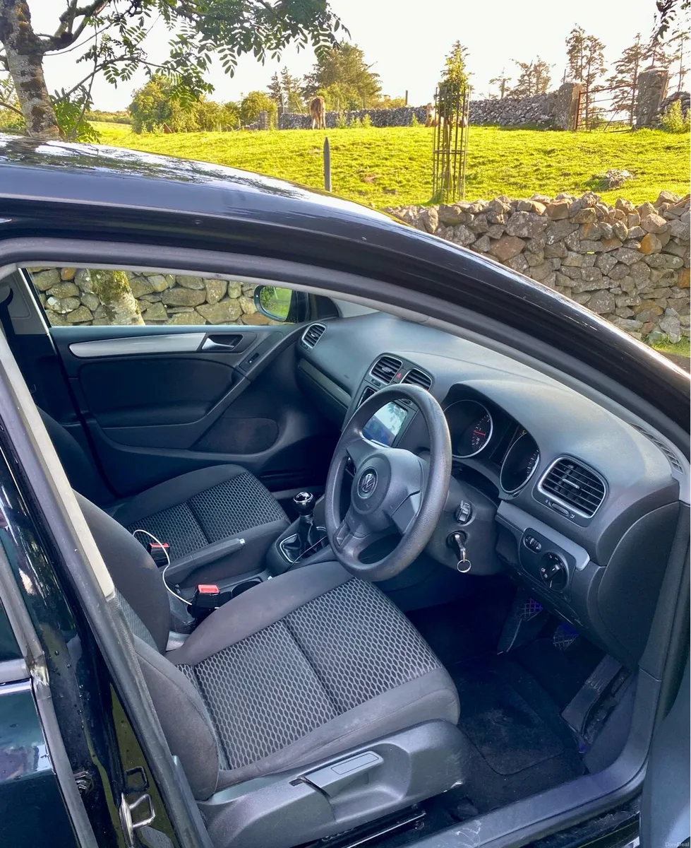 Volkswagen Golf - Image 6