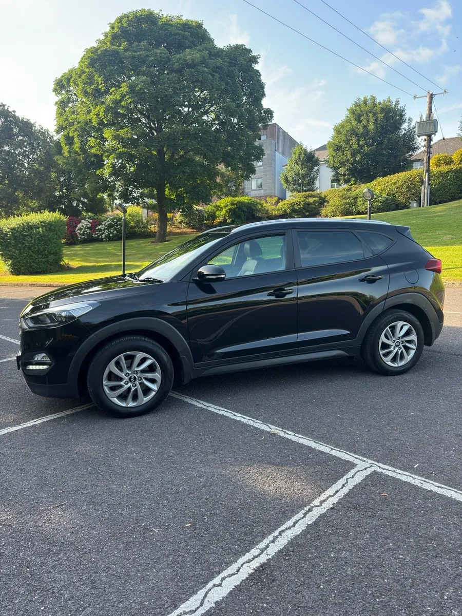 2017 Hyundai Tucson executive 1.7 crdi - Image 5