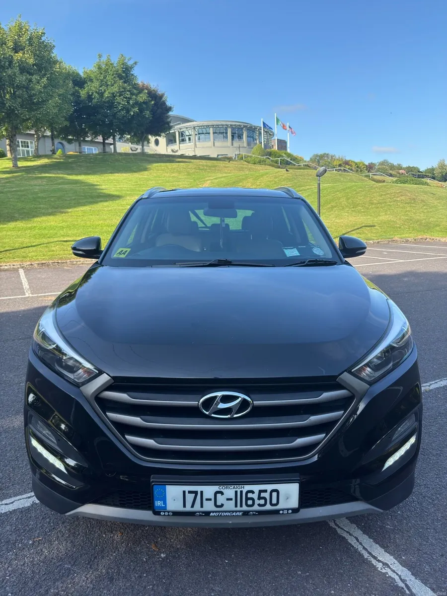 2017 Hyundai Tucson executive 1.7 crdi - Image 2
