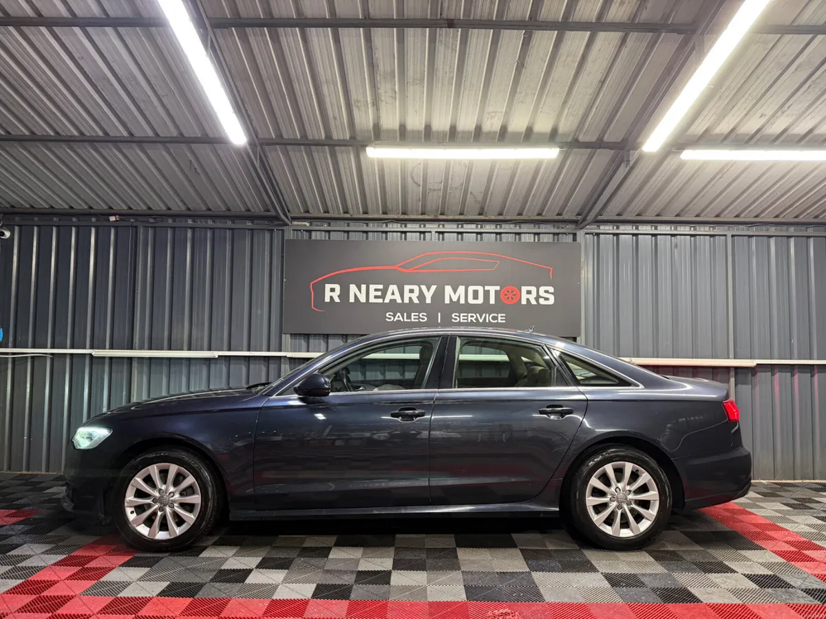 2015 152 Audi A6 2.0TDI 190 'Ultra' S-Tronic SE - Image 3