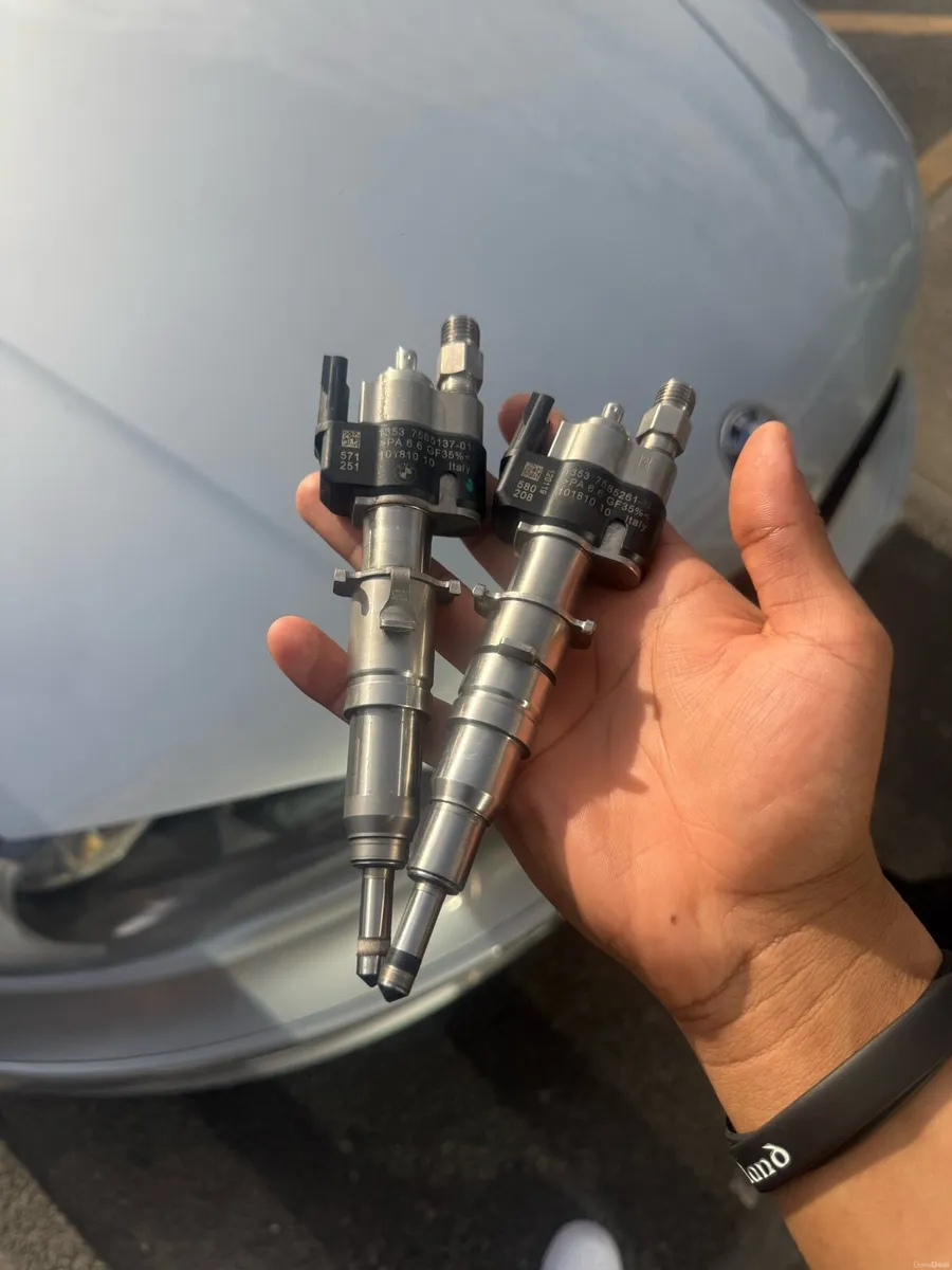 Injectors E92 N43 320i 2008 like new - Image 3
