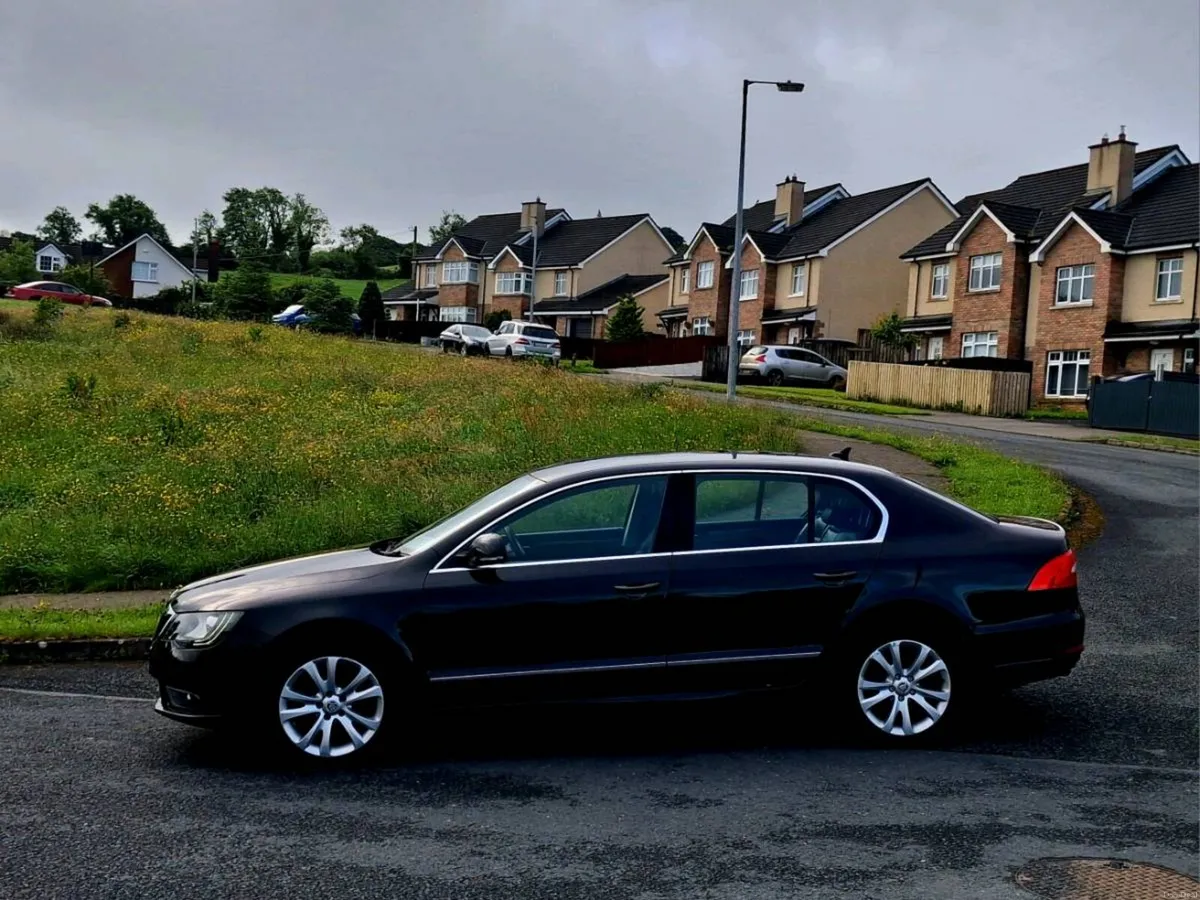 SKODA SUPERB 142 1.6 TDI MODEL HIGLINE - Image 3