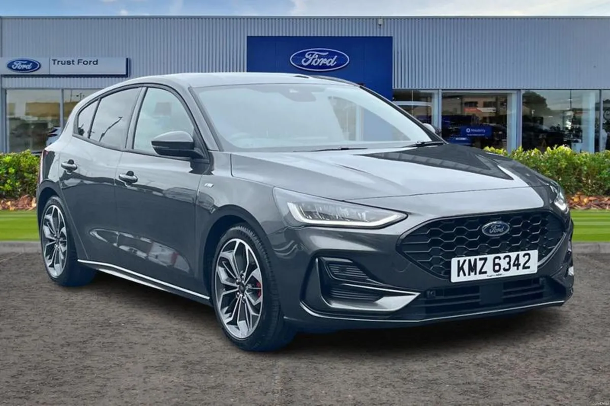 Ford Focus ST-Line X - Image 1
