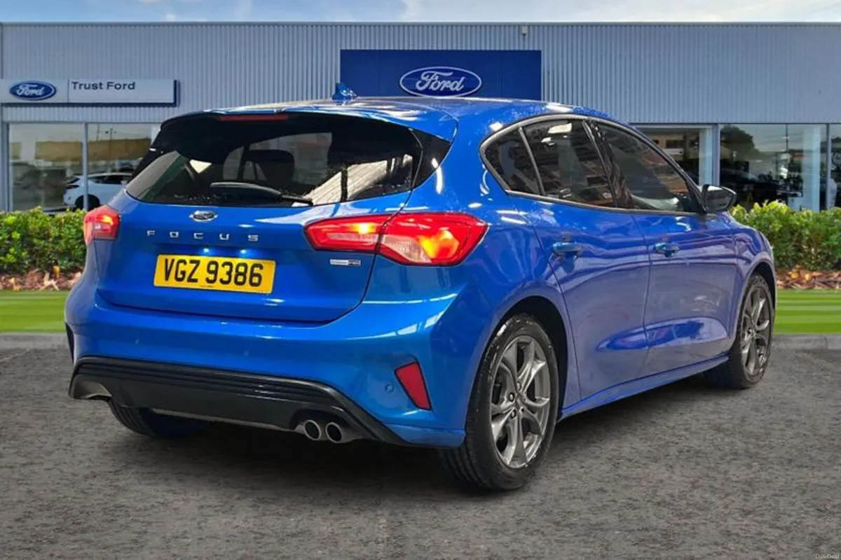 Ford Focus ST-Line Edition - Image 4