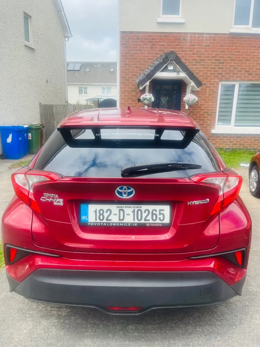 Toyota C-HR 2018 Sport - Image 4