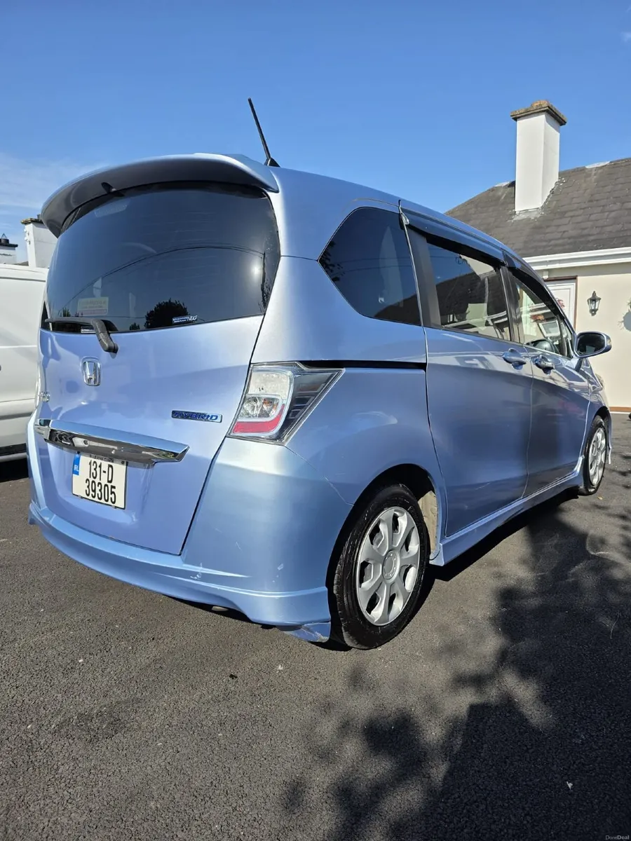 Honda Freed 2013 - Image 2