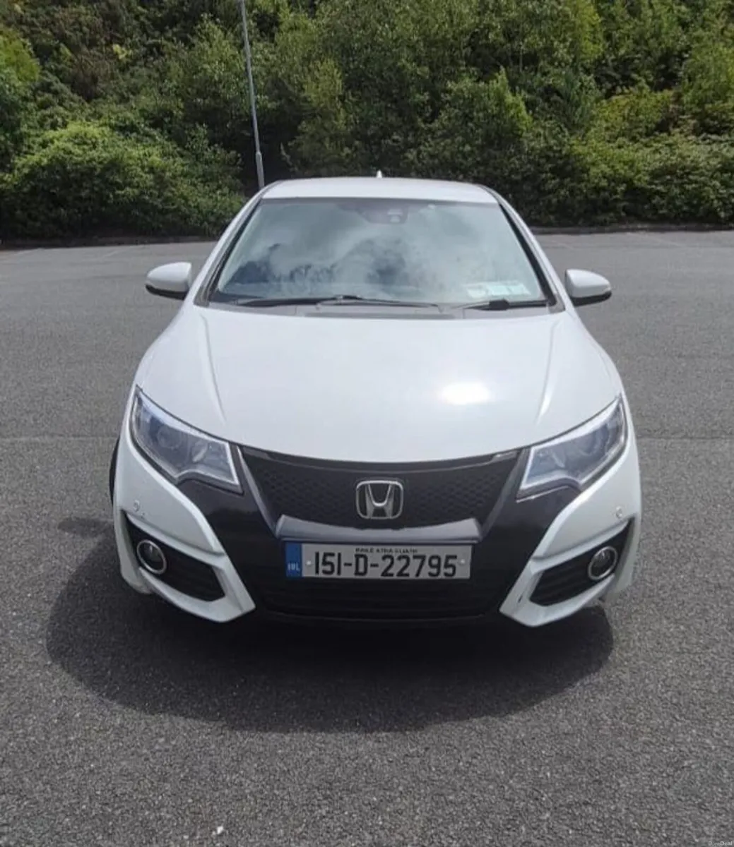 Honda Civic 2015 - Image 1