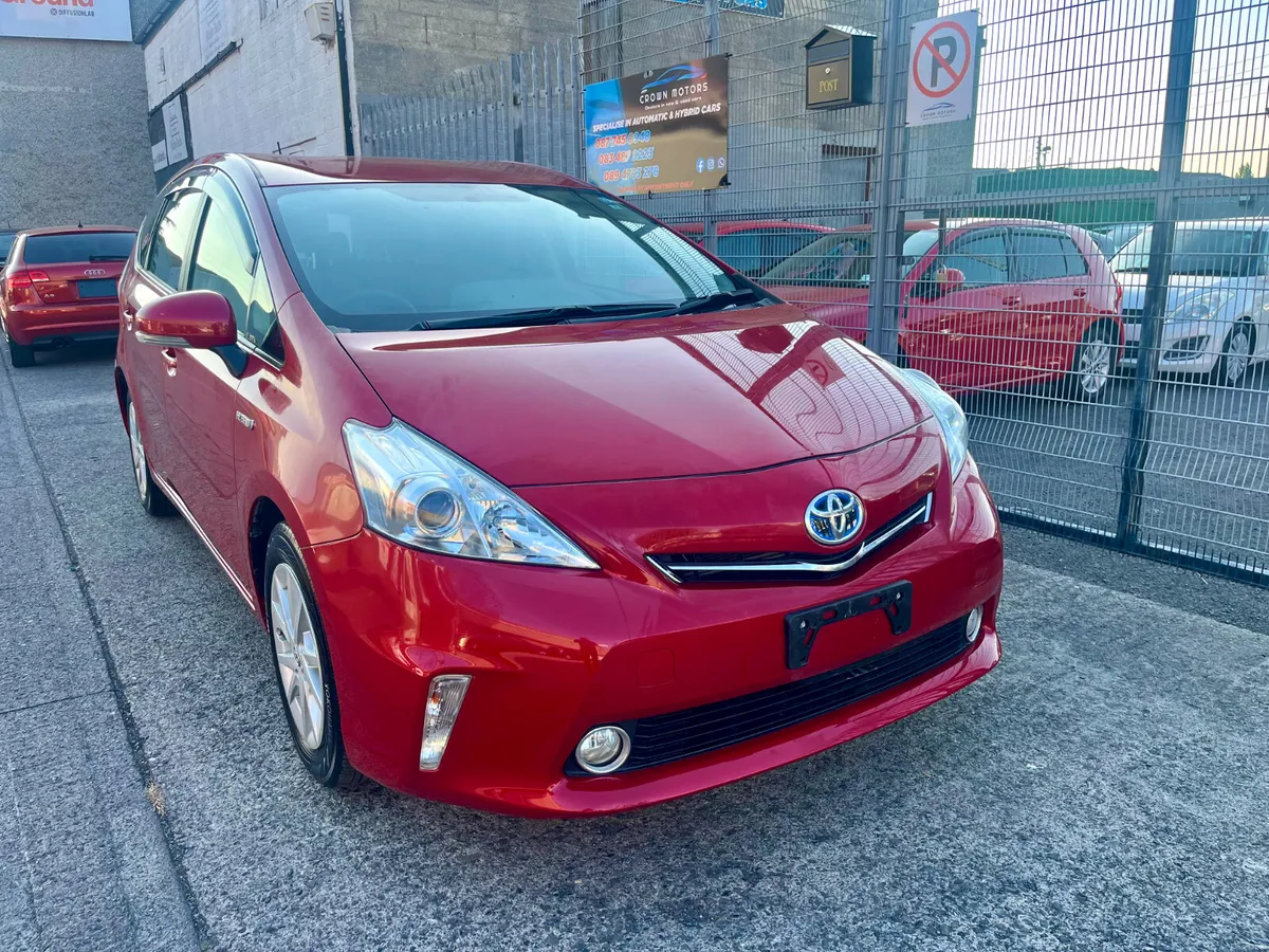 Toyota Prius Alpha 7 seater 2014 - Image 5