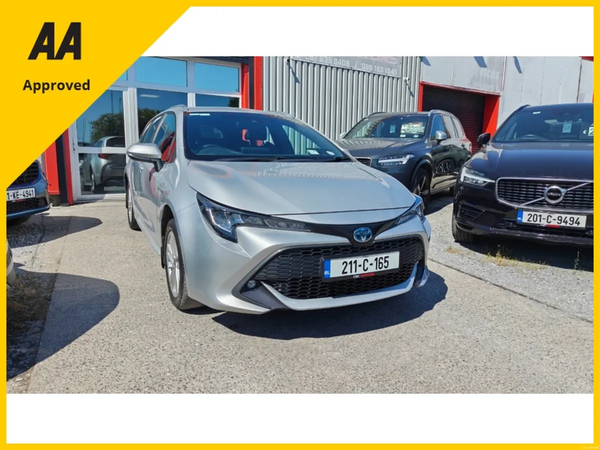 Toyota Corolla HYB 1.8 LUNA TS AUTO 4DR - Image 4