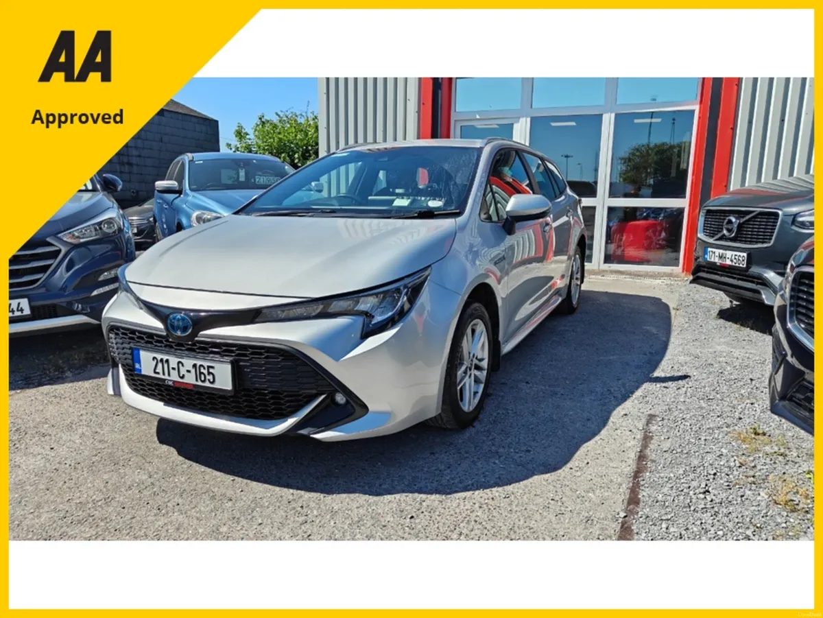 Toyota Corolla HYB 1.8 LUNA TS AUTO 4DR - Image 6
