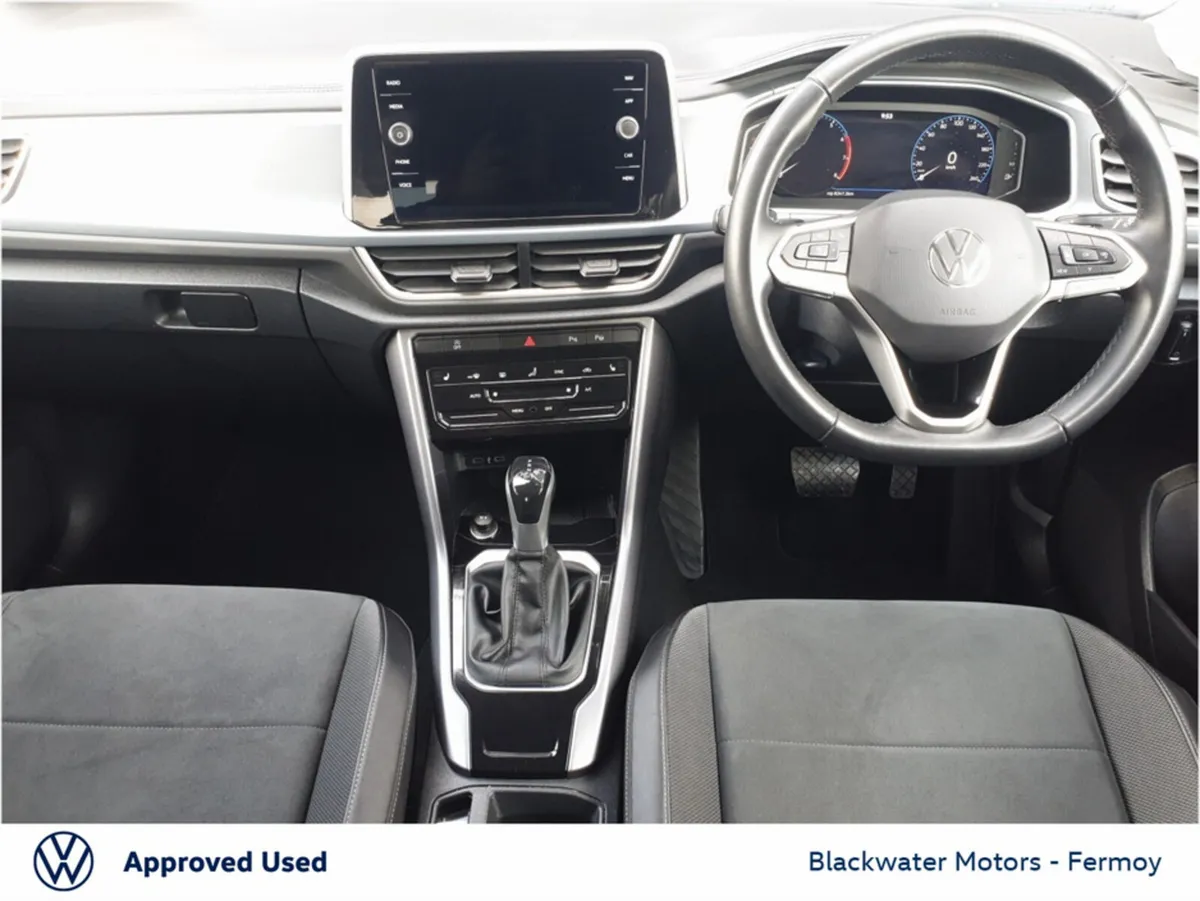 Volkswagen T-Roc 1.5TSI 150BHP STYLE AUTOMATIC WIT - Image 3