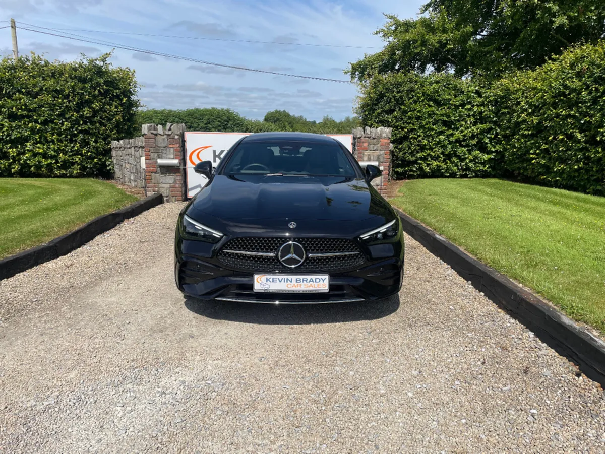 Mercedes-Benz CLE 300 AMG LINE PREMIUM E PLUS - Image 2