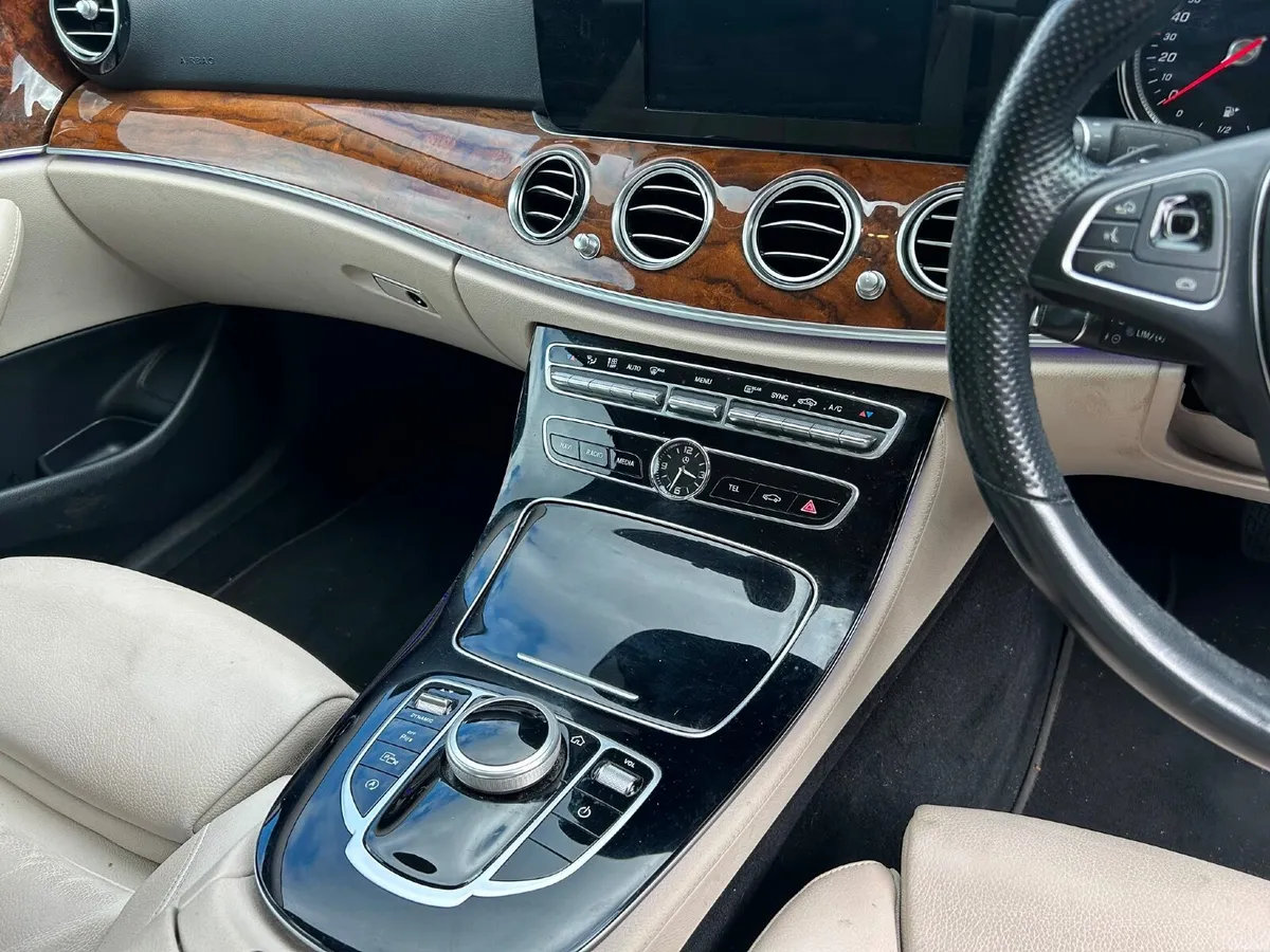 Mercedes-Benz E-Class 2017 - Image 4