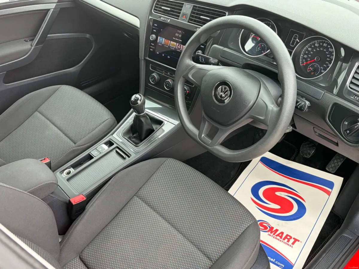 Volkswagen Golf 1.6 TDI S 115PS 5DR - Image 4