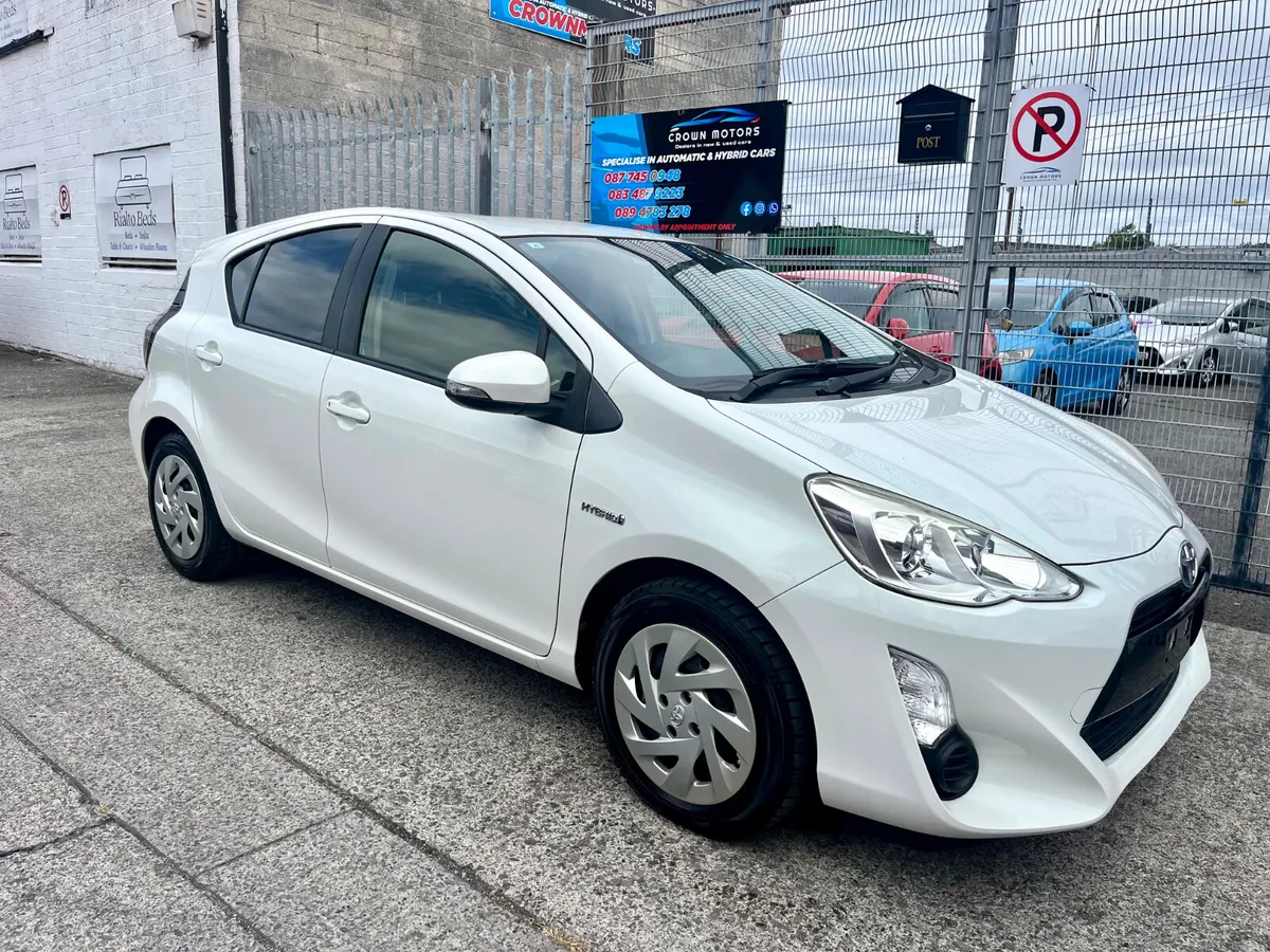 Toyota Aqua 2015 hybrid - Image 1