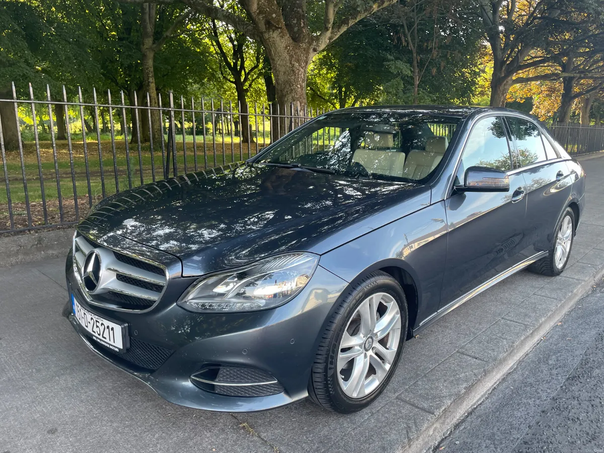 2015 MERCEDES E220 AVANTGARDE IVORY LEATHER - Image 3