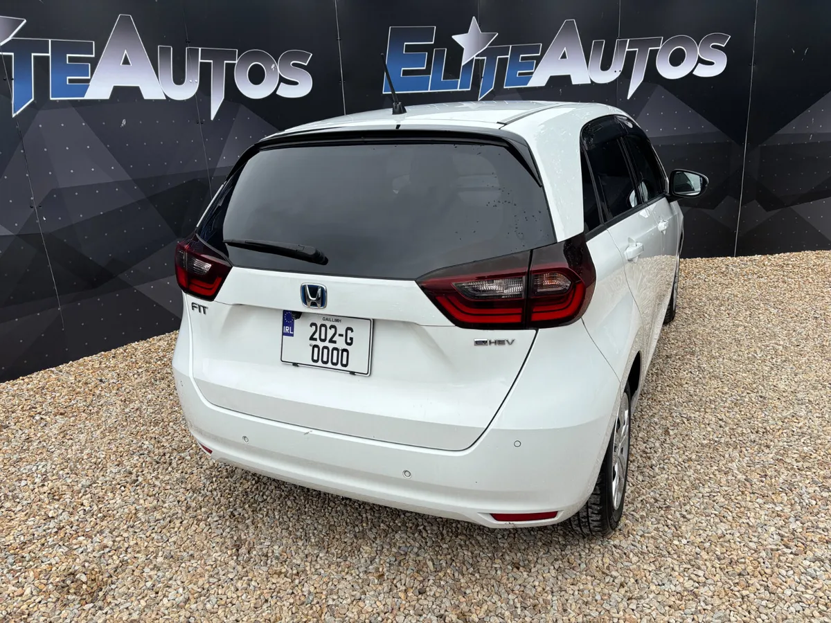 Honda Fit Self Charging Hybrid 2020 - Image 5