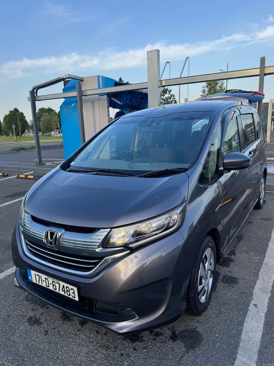 Honda Freed 2017 - Image 2